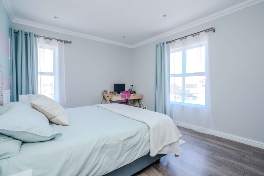 4 Bedroom Property for Sale in Laguna Sands Western Cape